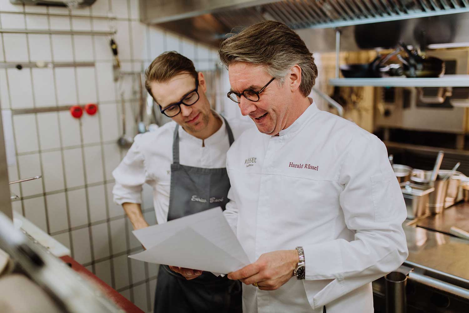 Rüssels Landhaus, eines der besten deutschen Restaurants, sucht Verstärkung | Wir stellen den Arbeitgeber vor